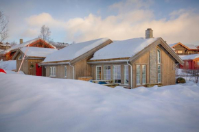 New 4Bedroom Cabin with Sauna, Terrace & Fireplace